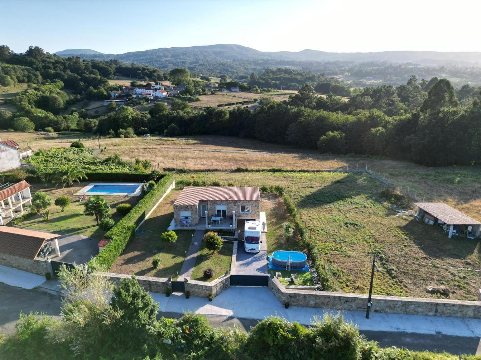 Casa Vanguardista En El Campo Cerca De Santiago Pontevedra Exterior foto
